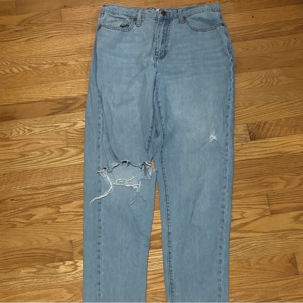 Universal Thread Light Blue Straight Leg Jeans